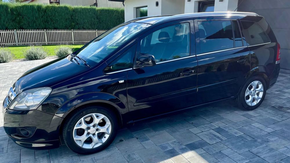 Opel Zafira Opel Zafira B - 1.7cDti - 1 właściciel - 7 os. - Alu
