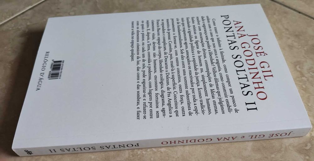 Portes Grátis - Pontas Soltas II
Espaço, arte, liberdade