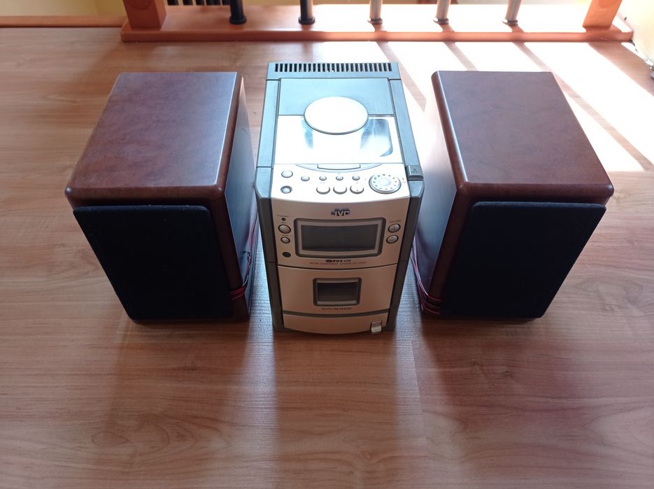 Wieża jvc , brak pilota