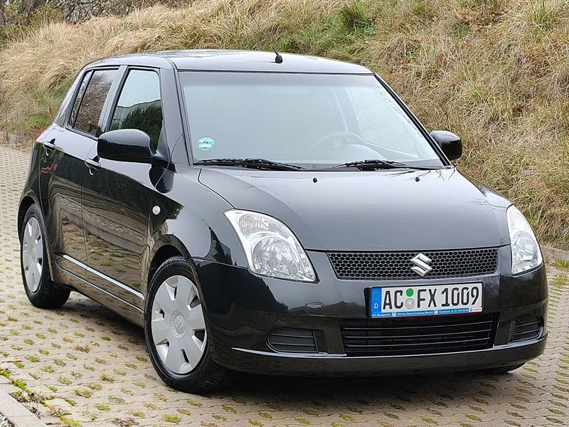 Suzuki Swift Radio CarPlay *Klimatyzacja *El.Szyby *Bluetooth *ABS *2 kpl. kół