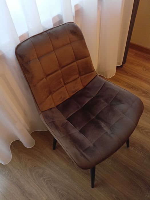 Nowe krzeslo welurowe