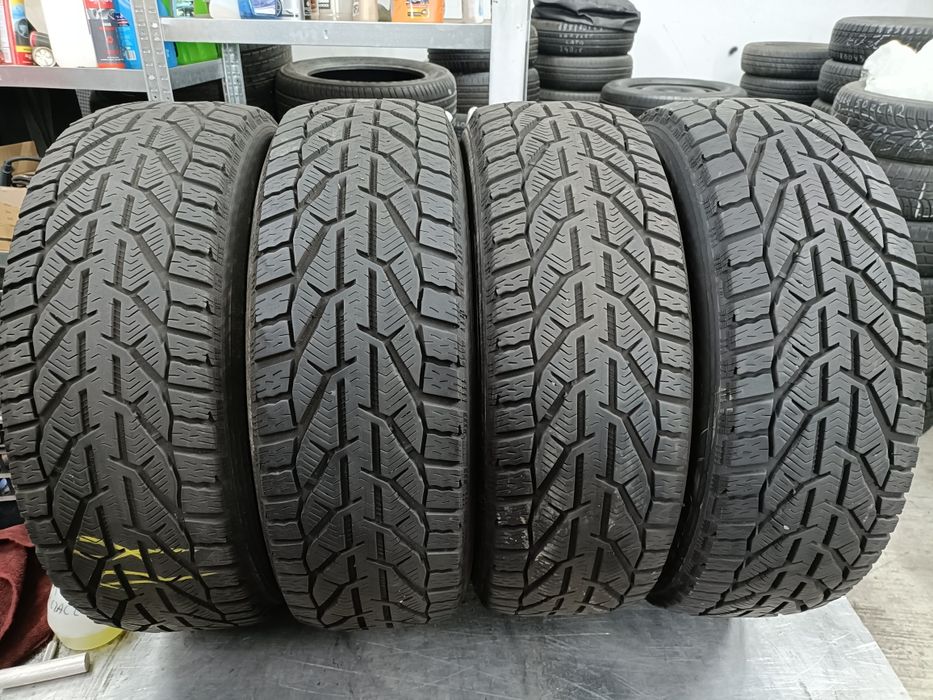 4szt Komplet opony zimowe kormoran snow 205/65r15 2023r