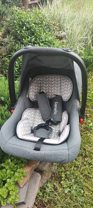 Дитяче автокріслo-переноска Lionelo