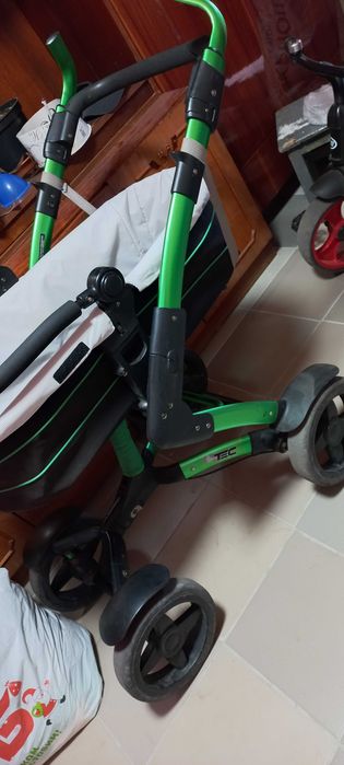 Коляска в нормальному стані САМОВИВІЗ