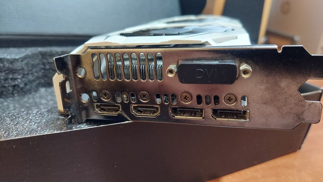 Відеокарта Asus GTX 1060 3gb. ddr5