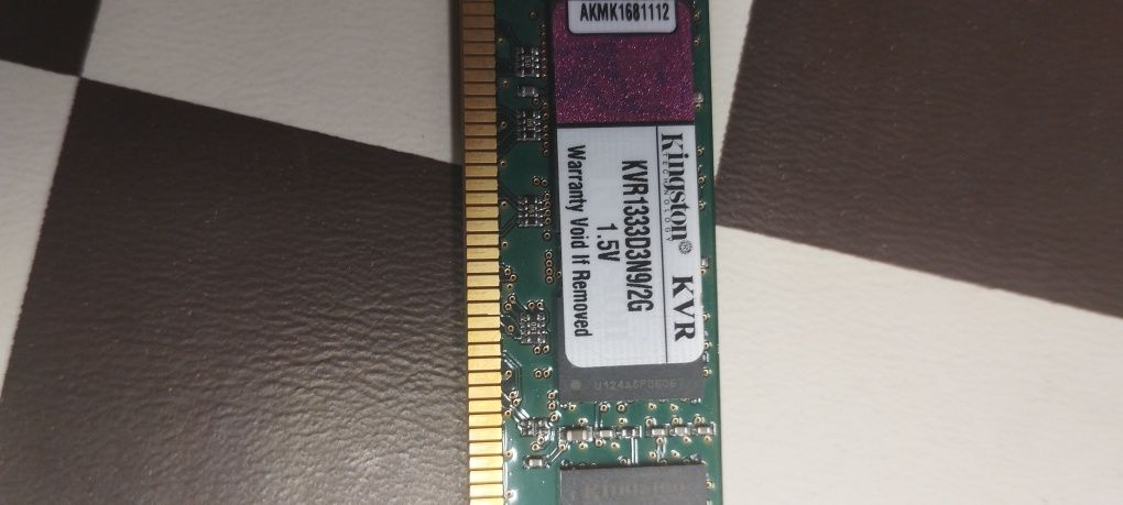 Пам'ять Kingston DDR3 1333 2GB