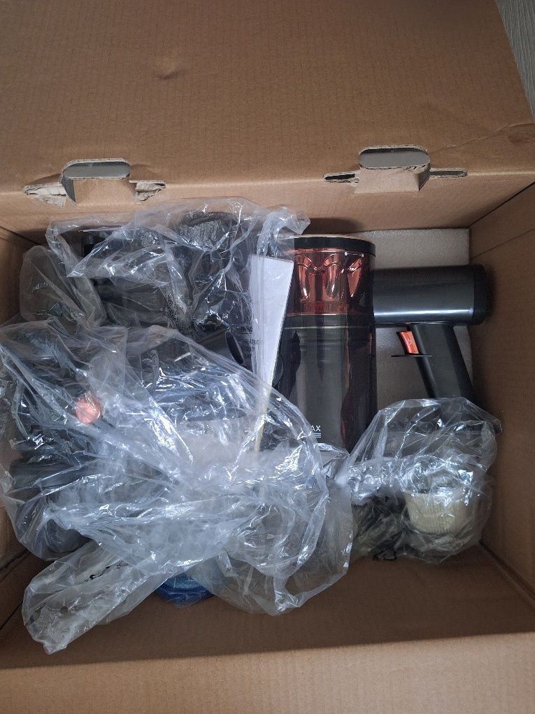 Odkurzacz pionowy bezprzewodowy BELIFE  S10  45 000 pa/550 W
