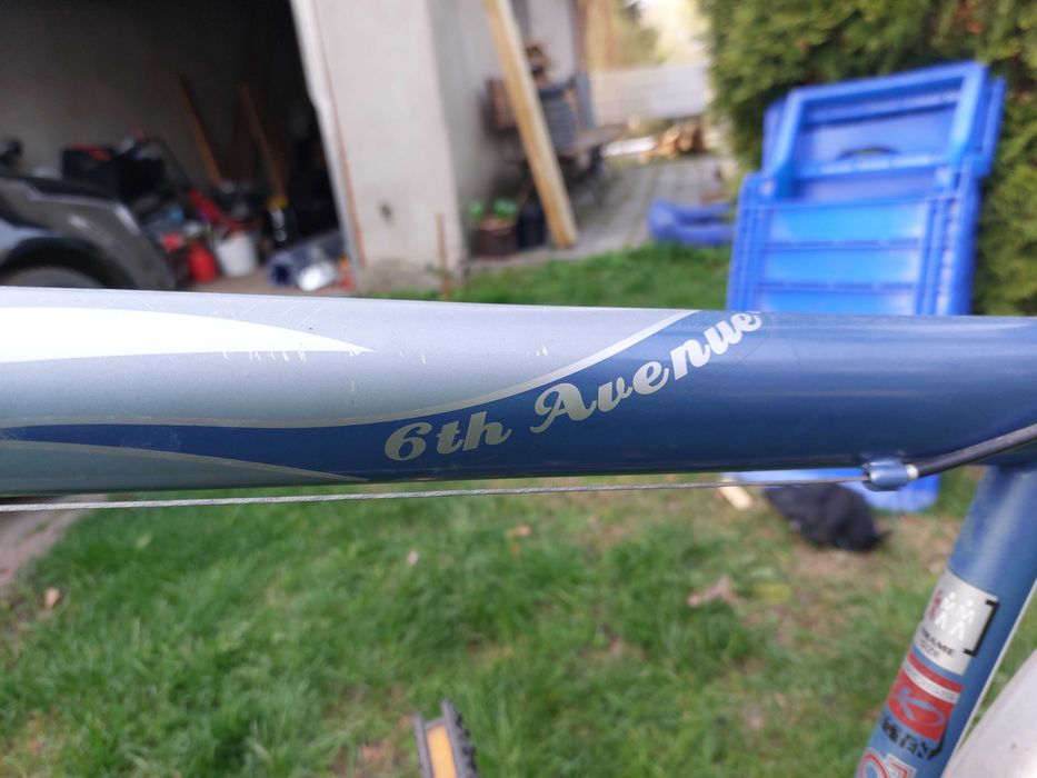 Rower Kross 6th Avenue