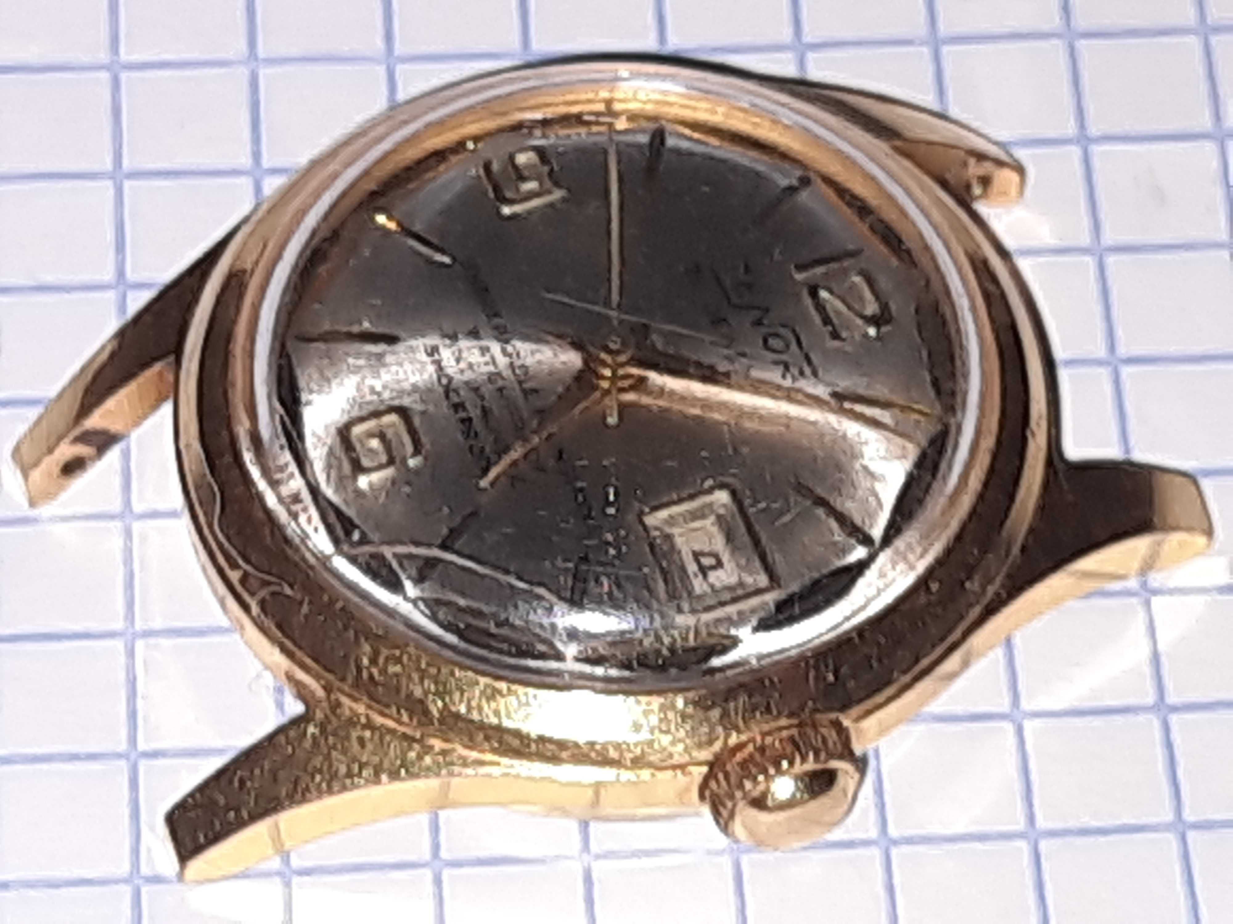 Часы швейцарские Tenor 21 камень, с датой в позолоте 10 микрон