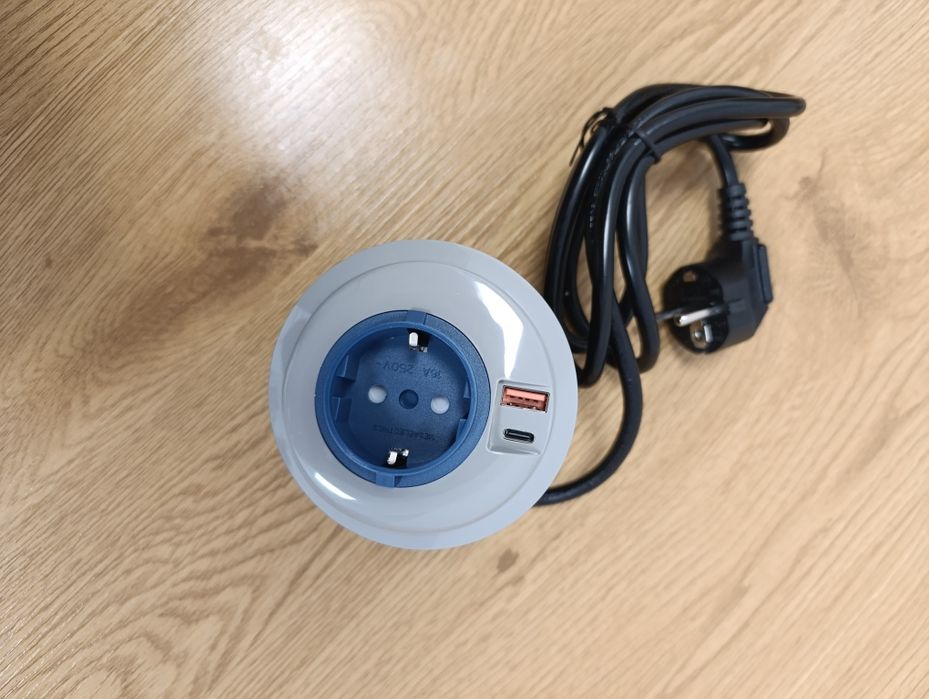 Gniazdko Elektryczne do Wbudowania