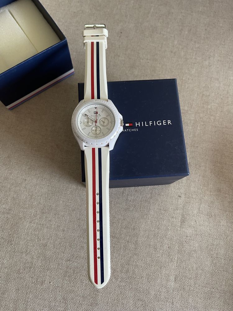 Tommy Hilfiger Relógio