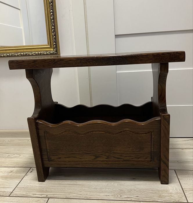 Gazetnik stolik dębowy