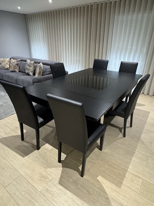 Movel de sala de jantar.