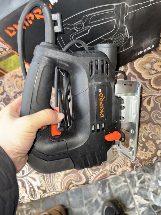 Лобзик електричний JS65 LX