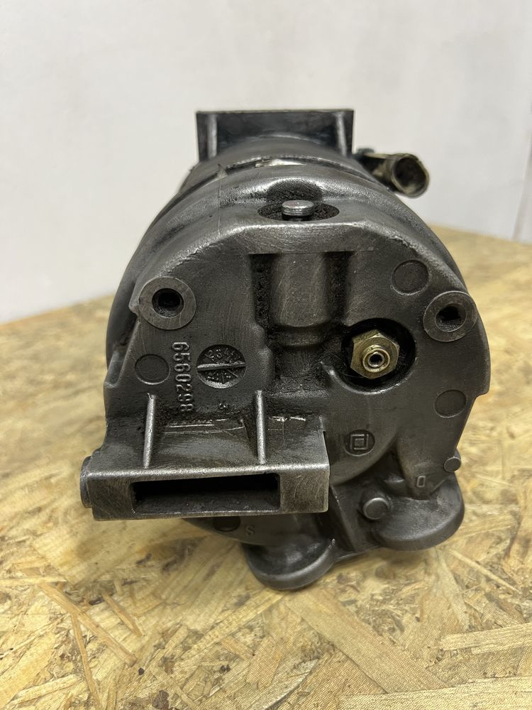 Компрессор кондиционера Delphi 6560298 Opel