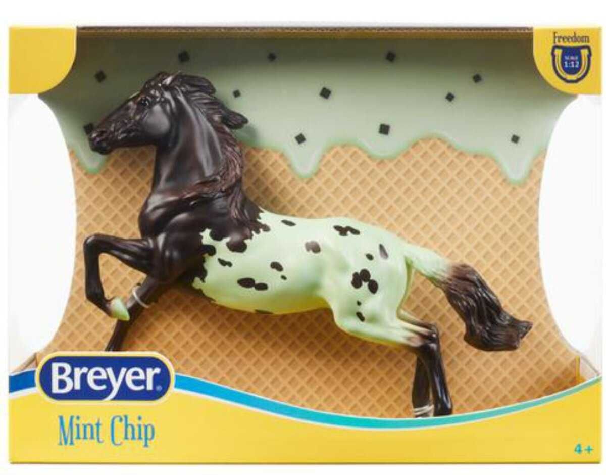 Breyer Classic (1:12) 10334 - Mint Chip Mustang, 2025 nowe