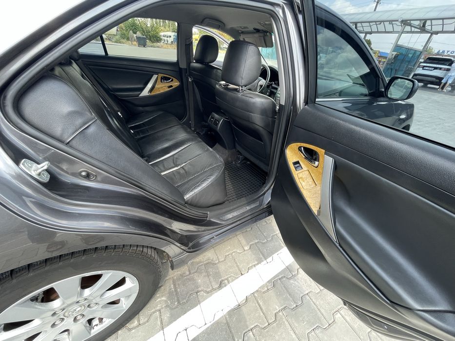 Toyota Camry 2.4 офіційна європейка