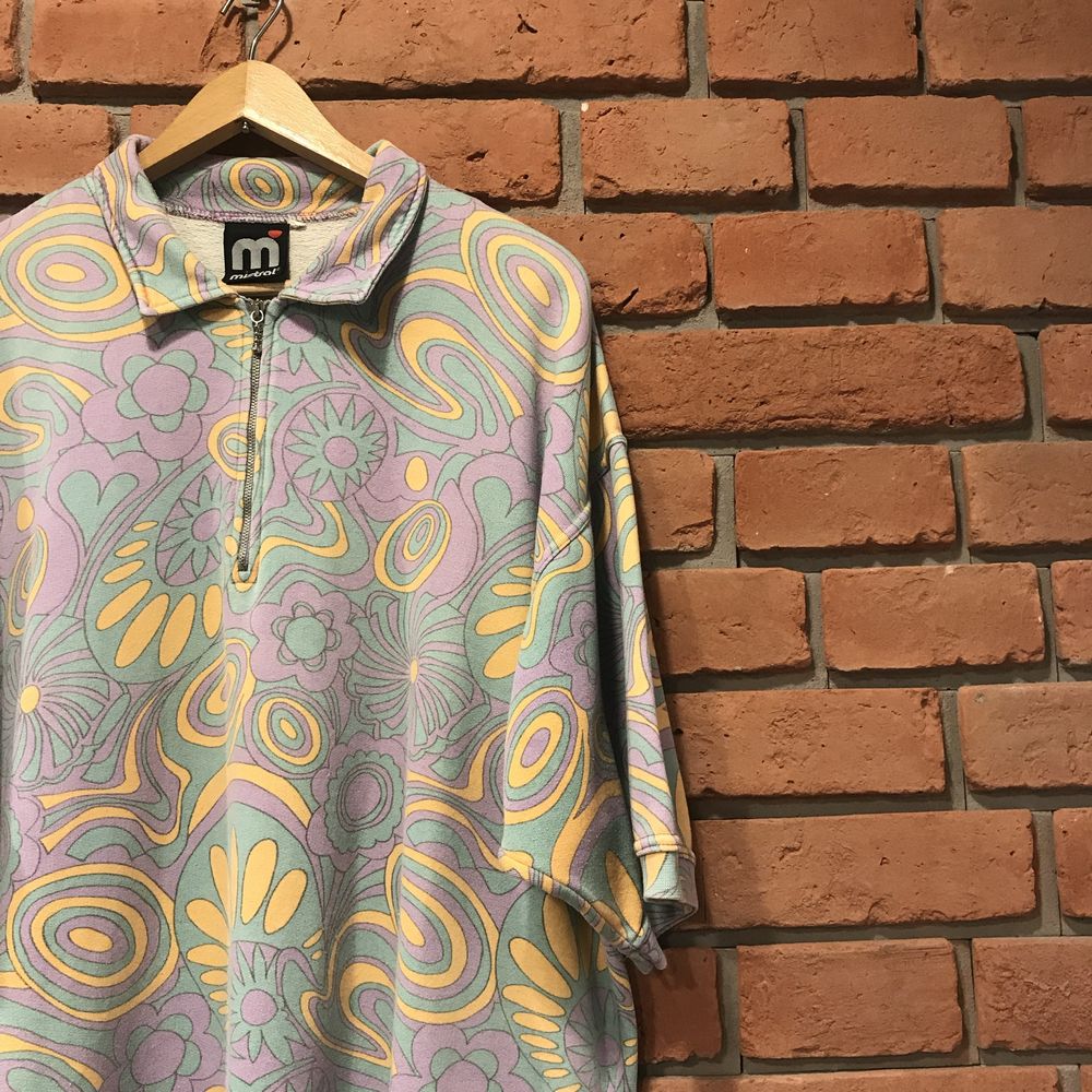 Koszulka bluza vintage kolorowa pastelowa wzorzysta we wzory retro