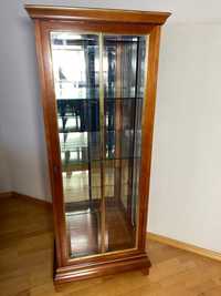Шкаф  - Горка стеклянная с зеркалом 
Италия