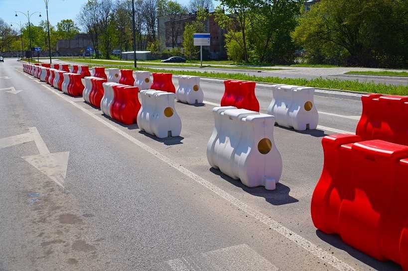 Separator Drogowy TRAXI 800 Bariera U-14E, U-25C Biały / Czerwony