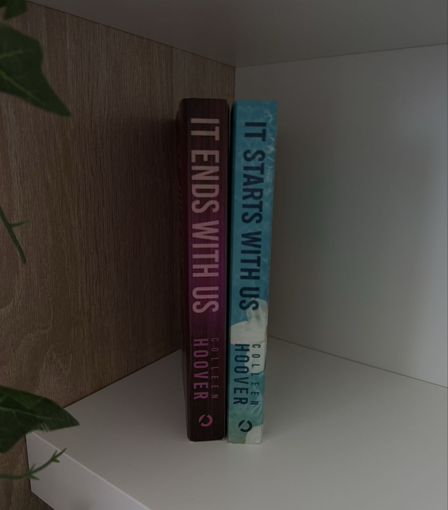 It ends with us, It starts with us Colleen Hoover
