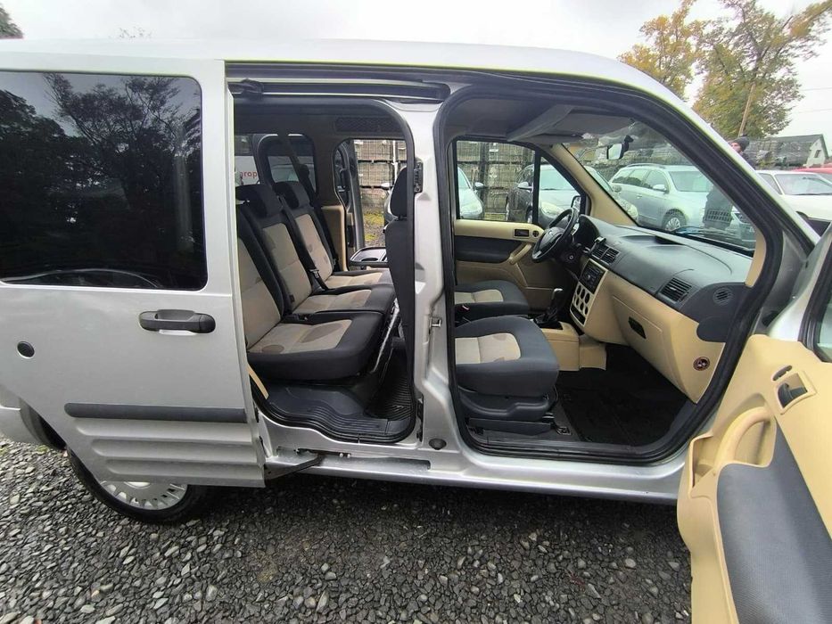 Tourneo Connect 1.8TDCI • 2008r • Nowe progi/rozrząd/olej • Zadbany •