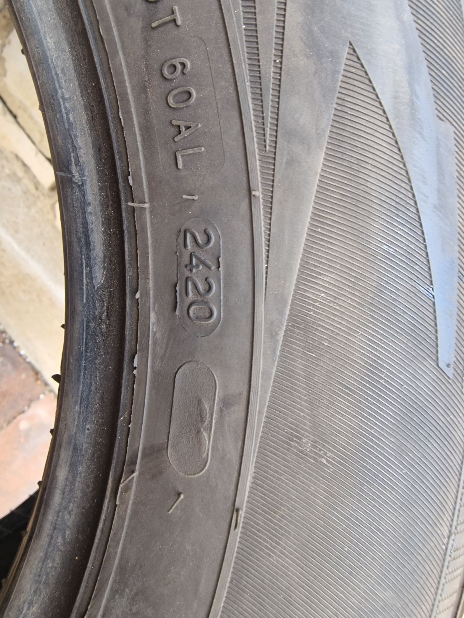 Nokian WR D4 215 60 R16 99h XL