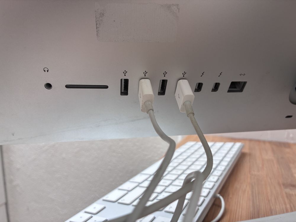 Imac 21,5 2013 ecrã lascado