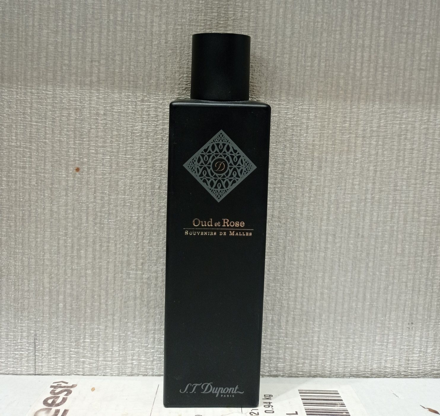 S.T. Dupont Oud et Rose.