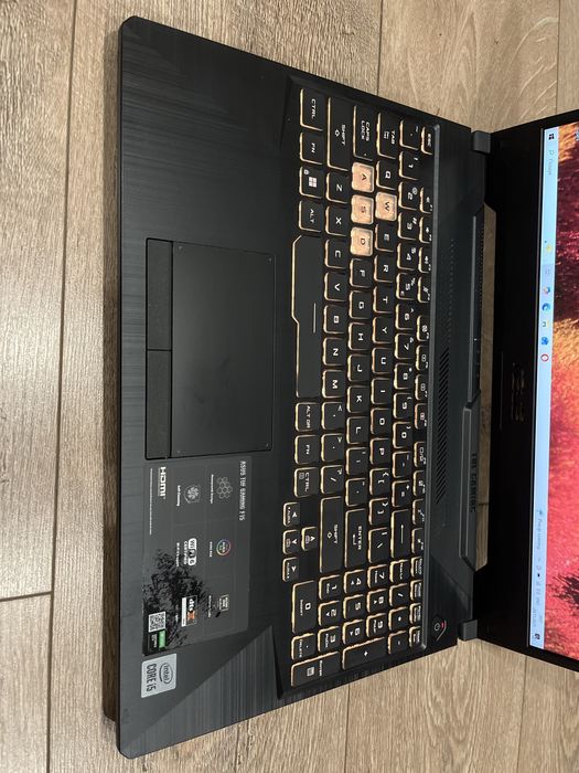 Asus F15 I5 10500H 6x4.5GHz/16/144 IPS/GTX1650