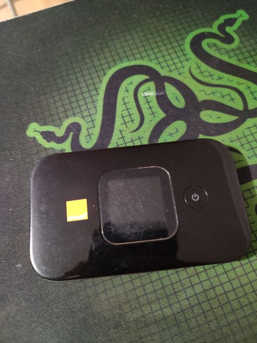 Продам модем Huawei