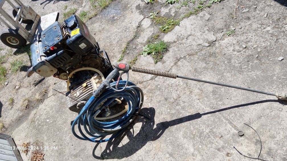 Myjka wysokociśnieniowa yanmar 200bar interpump  karcher 200bar diese