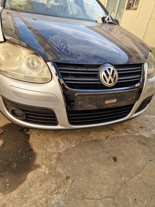 Vendo para-choques frente golf V R32