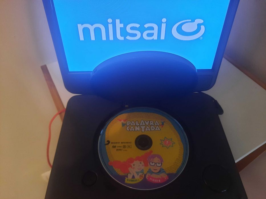 Leitor de DVD em ótimo estado