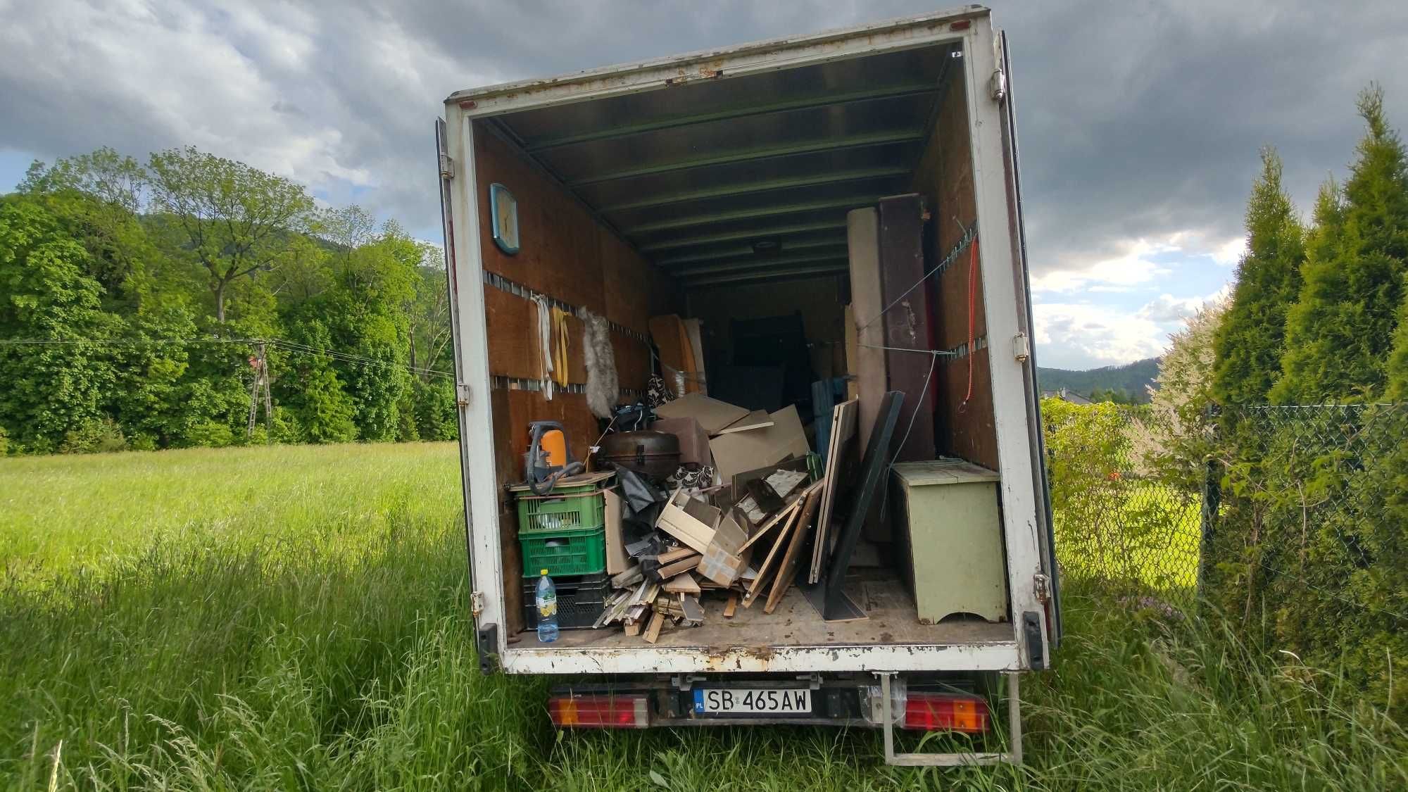 Wywóz zbędnych mebli,sprzętu AGD.Sprzątanie mieszkań,piwnic,strychów.