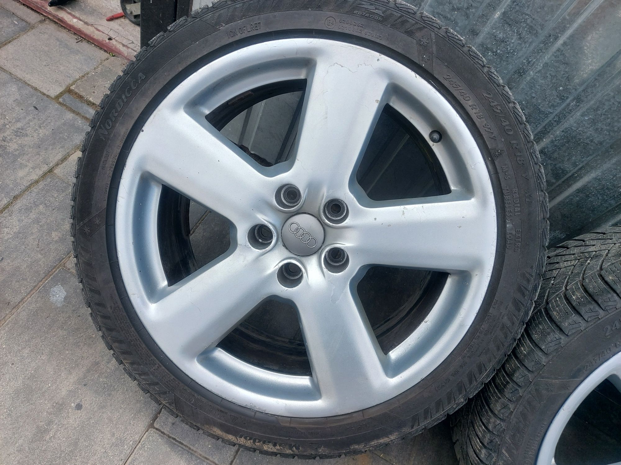 Alufelgi 18" 5x112 Audi A6 C6 Opony 245/40r18