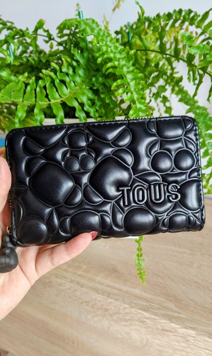Czarny portfel Tous
