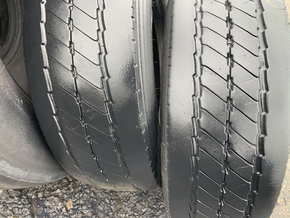 A155. 245/70/17,5 Goodyear Kmax S