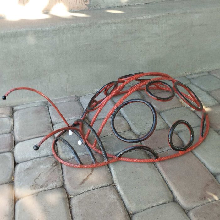 Декоративна подставка для цветов