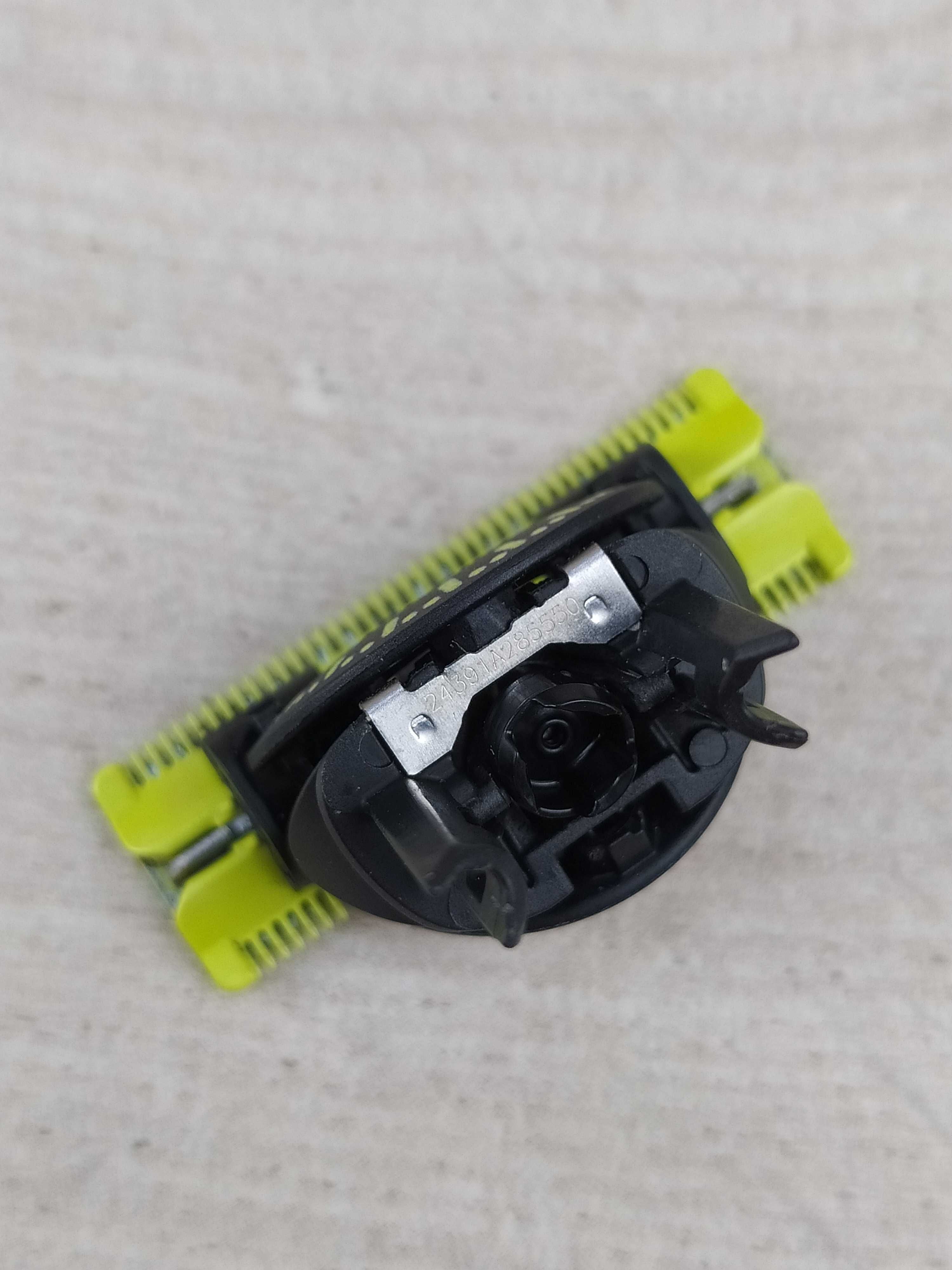 Philips OneBlade 360 Face QP4631/30 Trymer OPIS