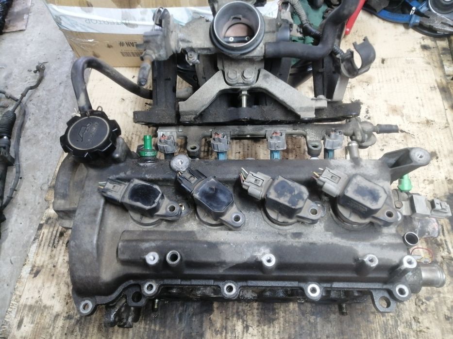 Гбц головка 1.0 1.3 16v Toyota Yaris