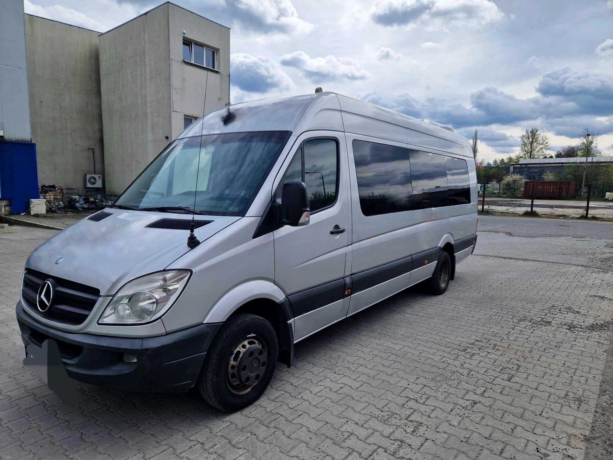 Autobus Mercedes Sprinter 519