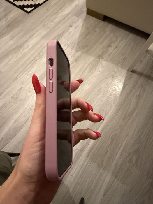Etui do iPhone 14 pro z magsafe