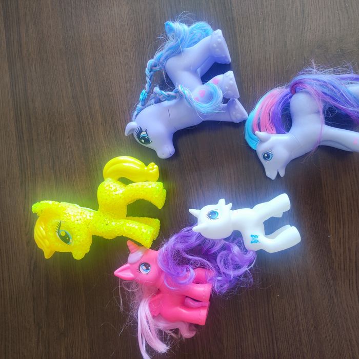 Zabawki figurki Koniki kucyki Little Pony
