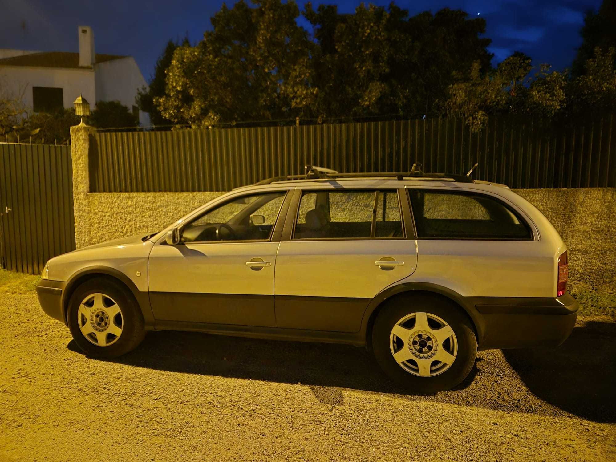 Skoda Octavia 1.9 tdi Nature III 3 4x4 ótimo estado SUV TT