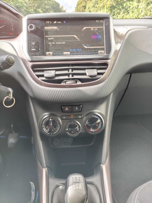 Peugeot 2008 1.4 HDi de 2013 SUV Económico com Estilo