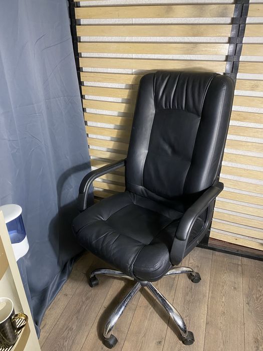 Продам Кресло офисное  геймерское игровое компьютерное