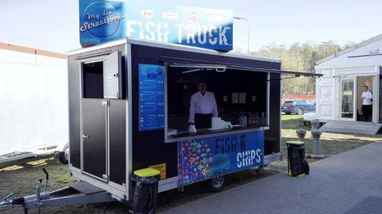 przyczepa gastronomiczna food trailer NOWA stopexim sanepid leasing