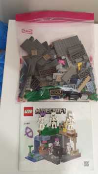 LEGO Minecraft 21189 Loch kompletny