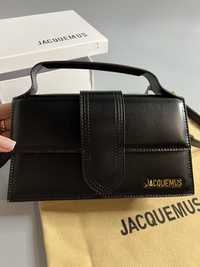 Продам сумочку jacquemus